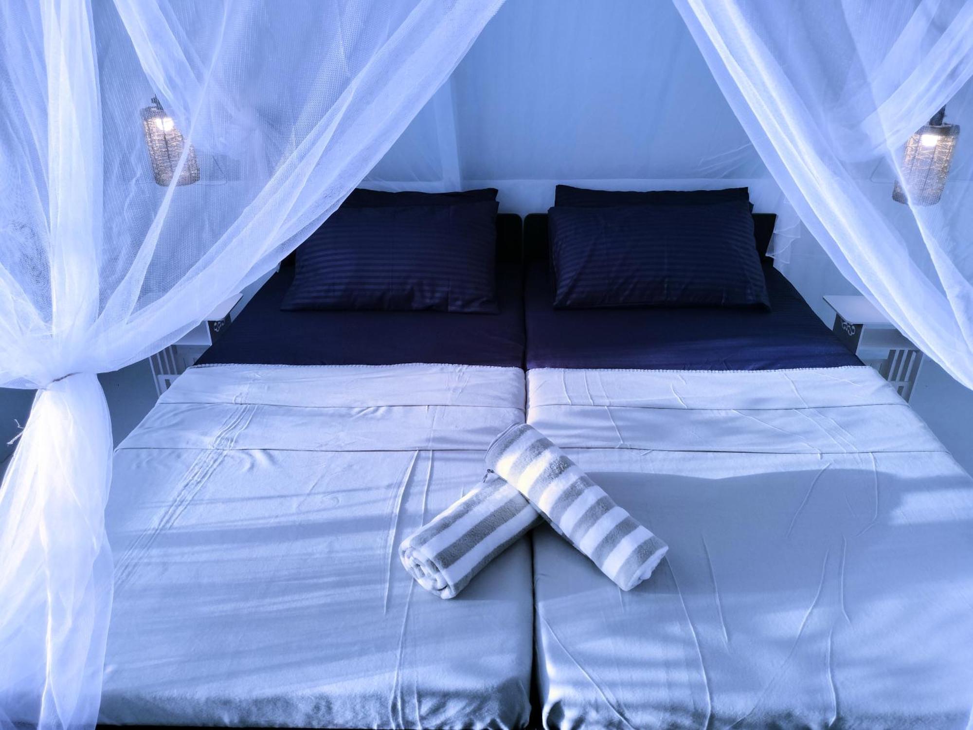 Riu Del Mar Hostel Dauis Екстер'єр фото