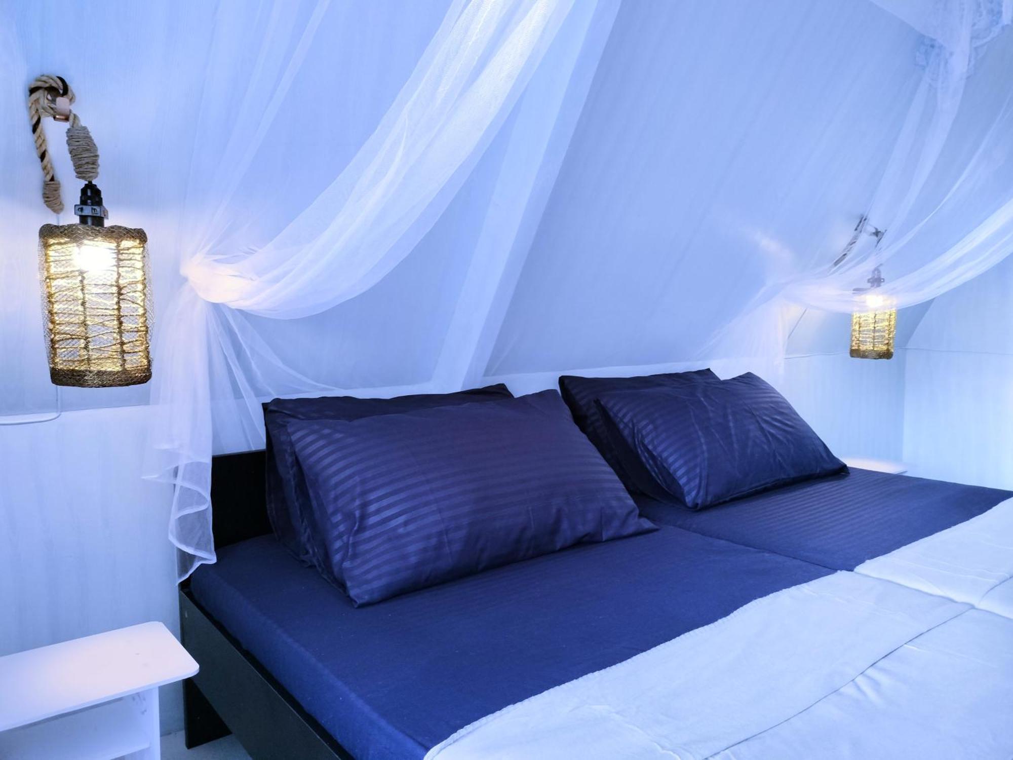 Riu Del Mar Hostel Dauis Екстер'єр фото