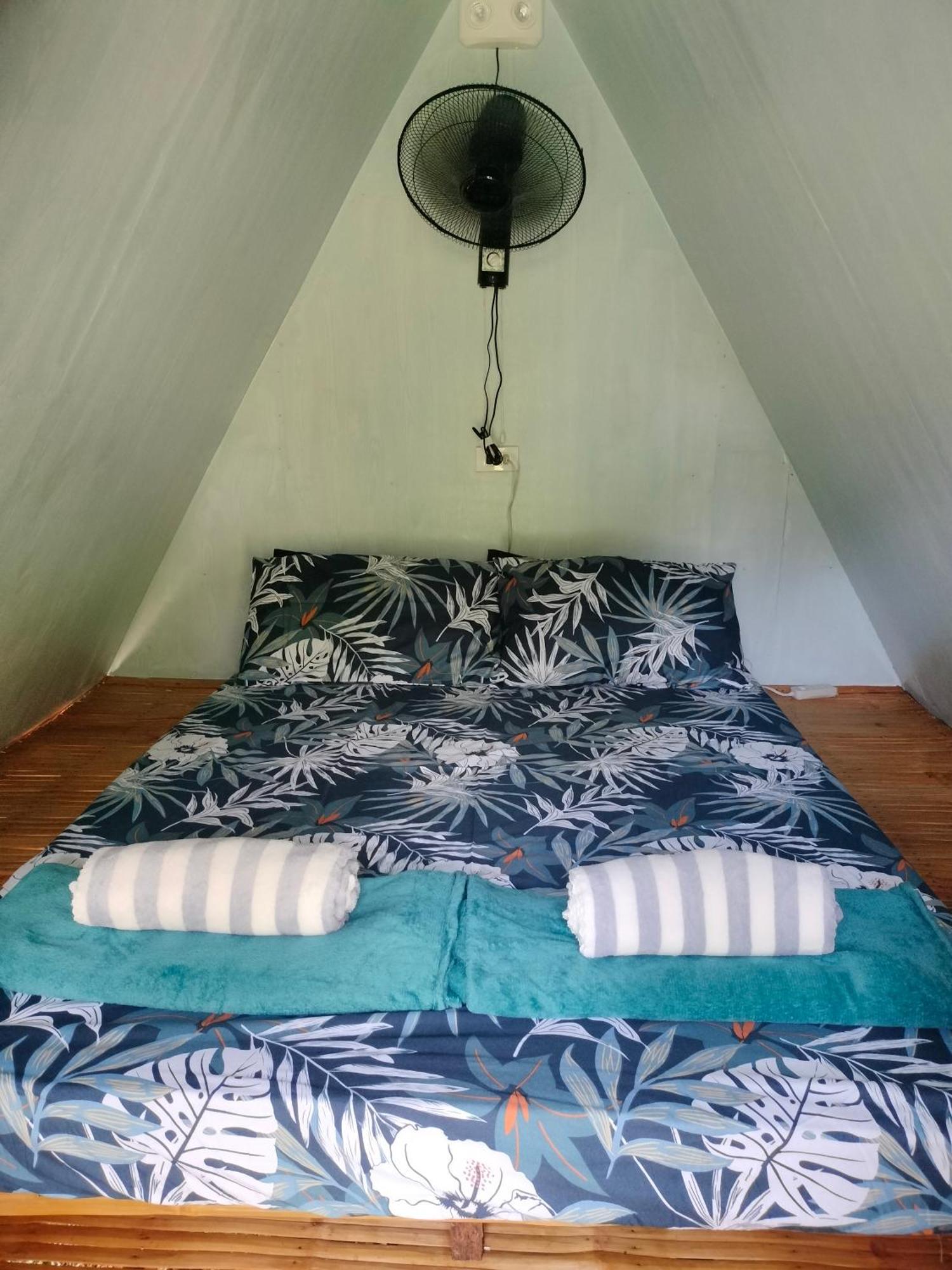 Riu Del Mar Hostel Dauis Екстер'єр фото